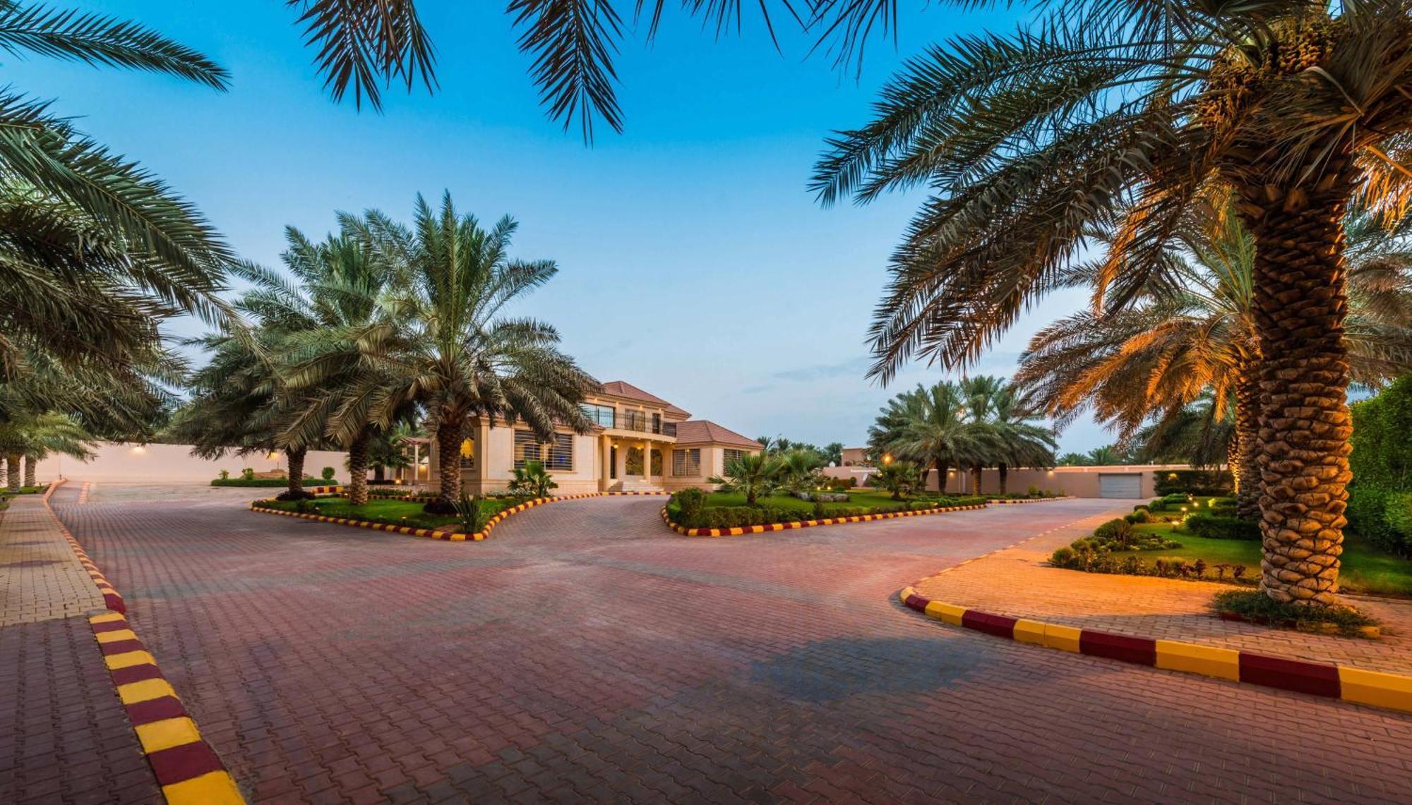 فندق بودل النخيل عنيزة المظهر الخارجي الصورة